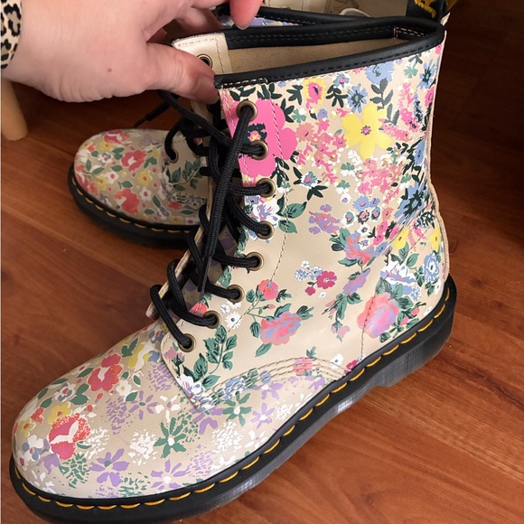 Floral Women's Dr. MartenBoots - Picture 4 of 5